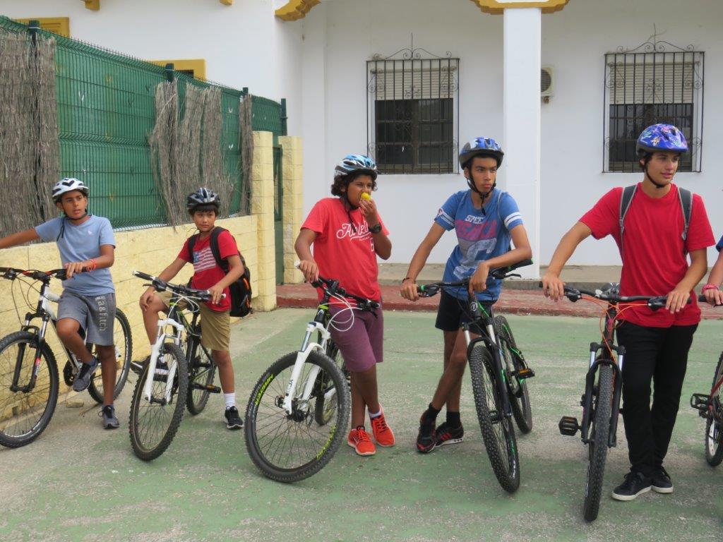 Village Camps International Summer Camp Chiclana, Spain 2017-07-28 https://www.villagecamps.com/journals_admin/images/1845-0734-file1 (51).jpg